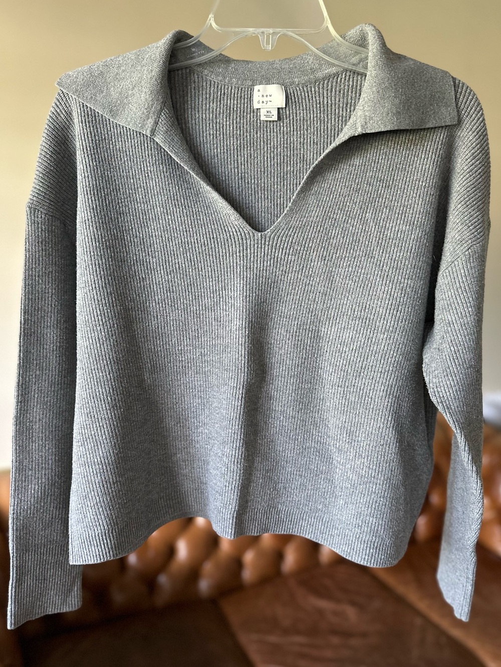 a new day • Gray Ribbed V-Neck Sweater with Collar XL